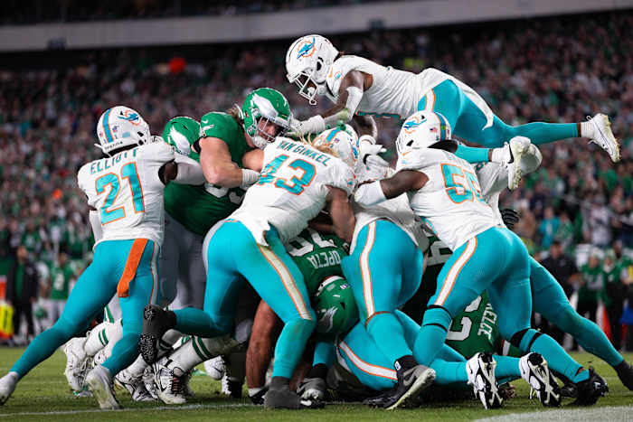The Philadelphia Eagles used the Brotherly Shove three times on fourth downs, getting a touchdown and two first downs on a critical fourth-quarter drive.